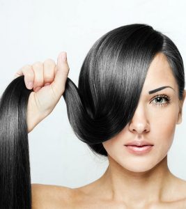 Cómo y por qué utilizar los polvos para el cabello