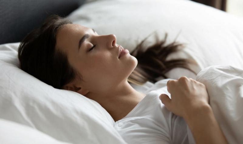 Beneficios de dormir sobre el lado izquierdo