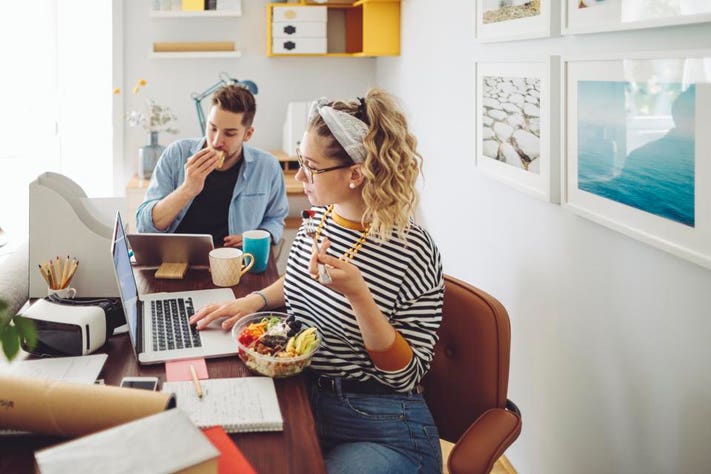 Cómo comer si trabajas a distancia