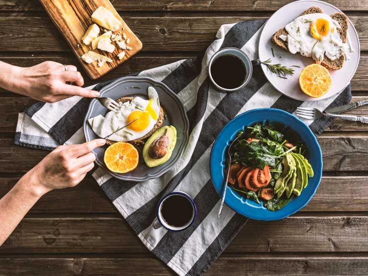 Qué desayunar, incluso para los que no tienen ganas (¿y hay que hacerlo?)