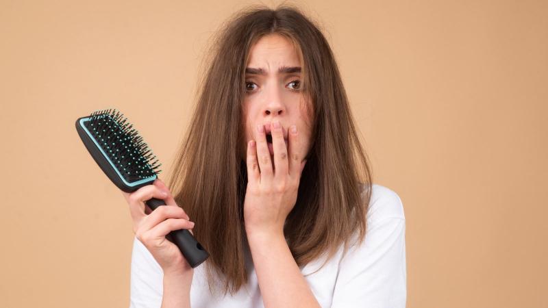 Consejo del día: cómo frenar la caída del cabello