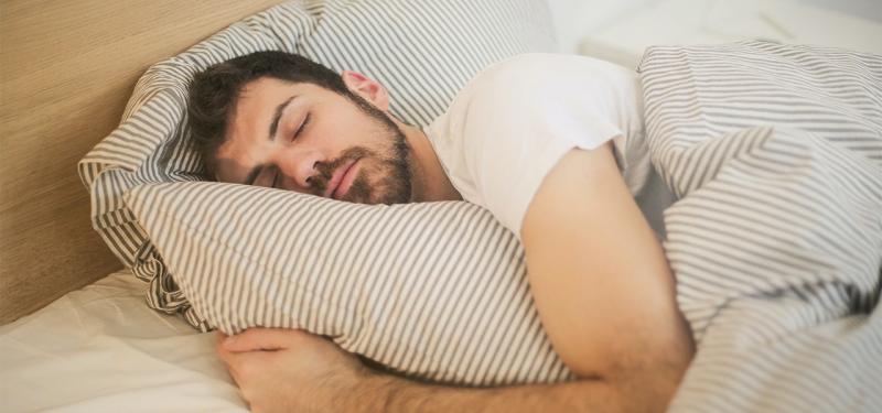 Cómo parecer humana rápidamente si te has quedado dormida: 5 trucos