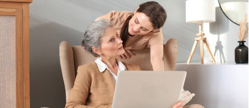 4 maneras de poner rápidamente a tu suegra en su sitio cuando se entrometa en tu vida familiar