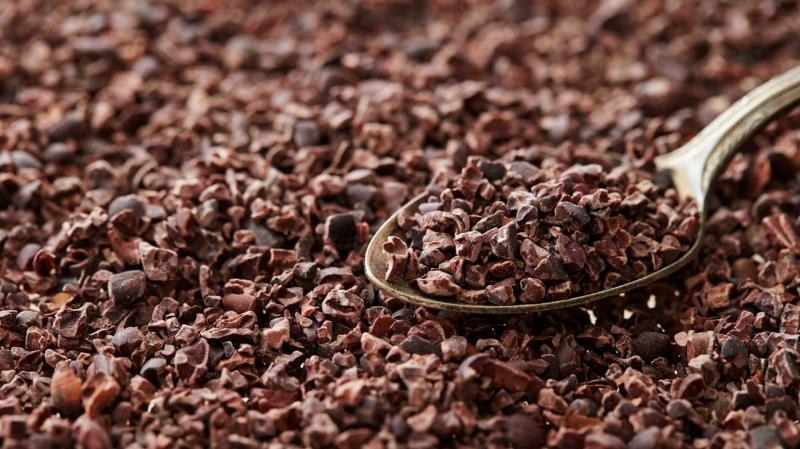 undefinedLos amantes del chocolate están de enhorabuena. Los científicos han hecho recientemente un descubrimiento sorprendente sobre el cacao, el ingrediente principal de la golosina favorita de todos. Resulta que el cacao no sólo es delicioso, sino también increíblemente beneficioso para nuestra salud. 