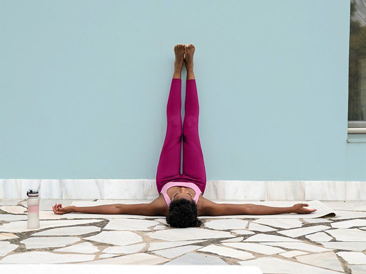 4. Mandukasana (postura de la rana en cuclillas)