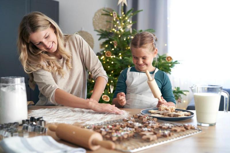 2 Averigüe exactamente cómo piensa su hijo pasar las fiestas fuera de casa.