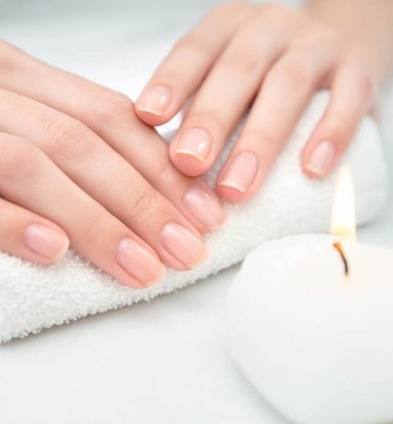 Baños caseros para fortalecer las uñas