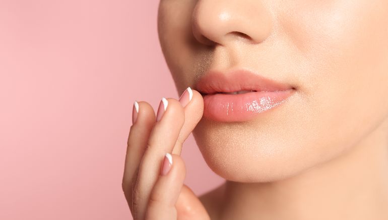 No dejes que tus labios se sequen: los mejores bálsamos para la primavera