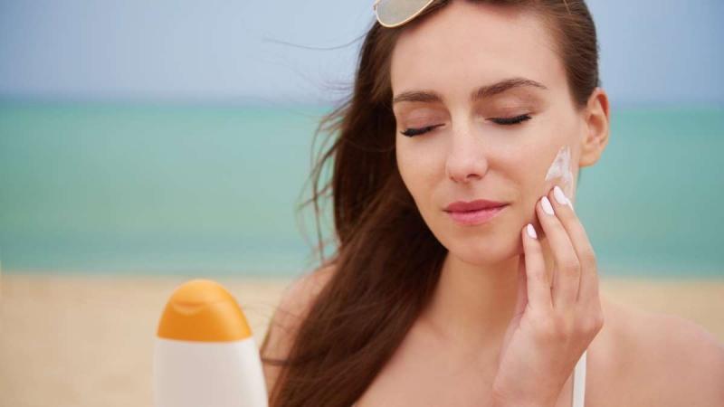 Cuidado facial en verano: procedimientos de belleza antes y después de las vacaciones