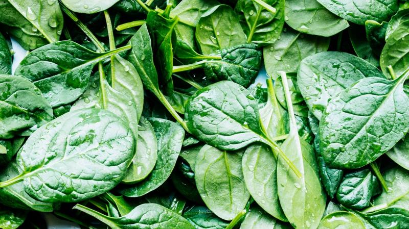 Superalimento verde: todo sobre los beneficios de las espinacas