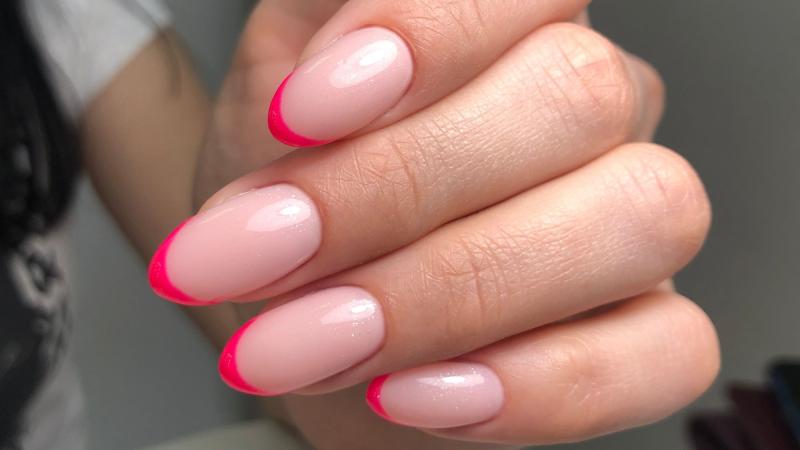 Cómo sustituir la aburrida manicura francesa: 7 ideas originales