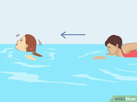 Primeros auxilios a una persona que se ahoga (puede salvarle la vida)