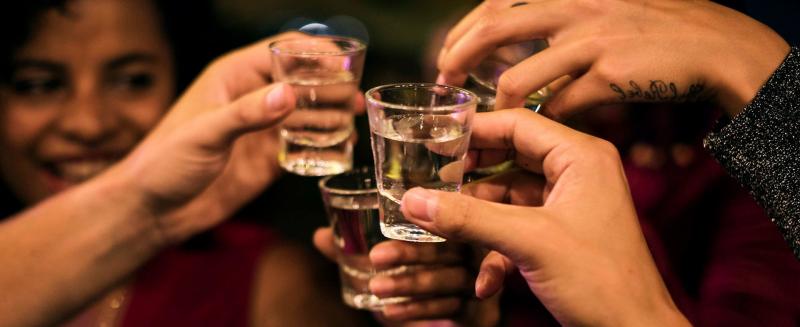 Beber o emborracharse: cómo darse cuenta de que su marido tiene un problema con la bebida