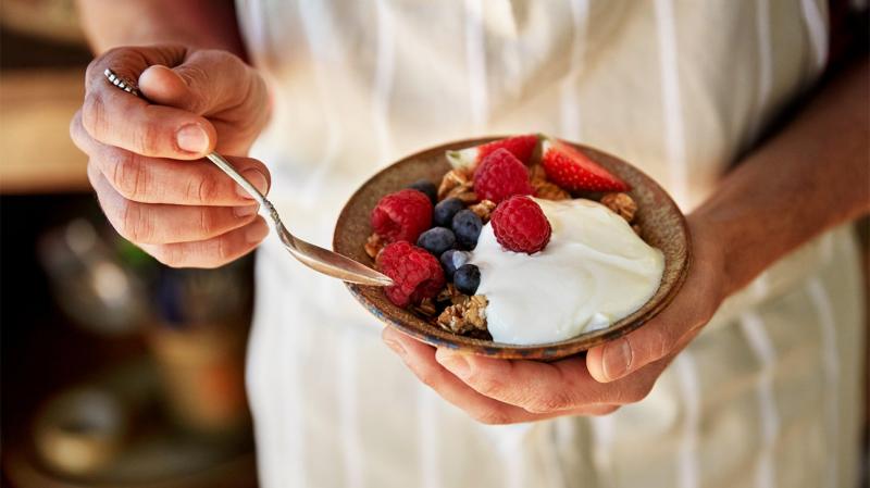 ¿Es tu yogur favorito tan sano? Datos que conviene saber antes de comprarlo