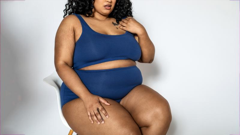 As 4 melhores posições na cama para garotas plus size