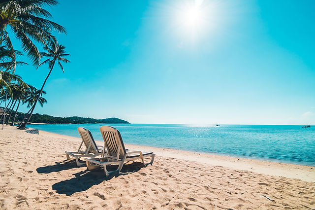 Como aproveitar a terapia com pedras na praia