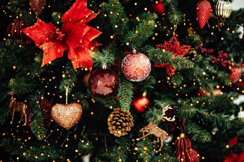 6 presentes de beleza para homens: o que ele ficará feliz em encontrar embaixo da árvore de Natal?