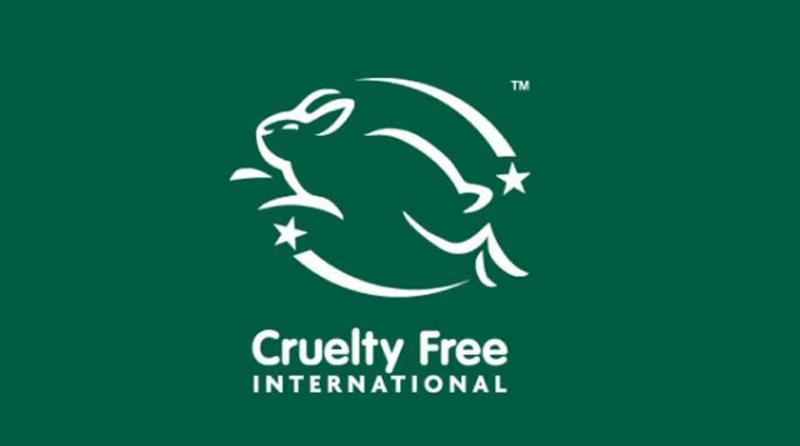 A Cruelty Free International opera um rigoroso processo de certificação, garantindo que as empresas atendam a seus critérios rigorosos de práticas livres de crueldade. Ao endossar a Garnier, a Cruelty Free International reconhece a dedicação da marca em produzir cosméticos sem nenhum teste em animais. Esse endosso oferece aos consumidores a garantia de que os produtos da Garnier são éticos e não prejudicam os animais de forma alguma.