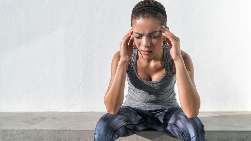 Prevenção de dores de cabeça causadas por exercícios