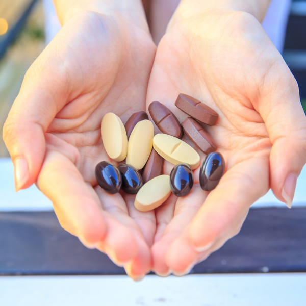 Não espere benefícios: vitaminas que você está tomando de graça