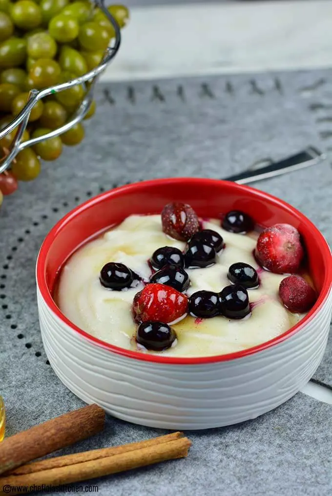 Receita útil de mingau de sêmola adequado 